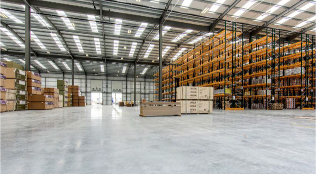 1 Windrush Rd, Tilbury to rent - Interior Photo - Image 3 of 5