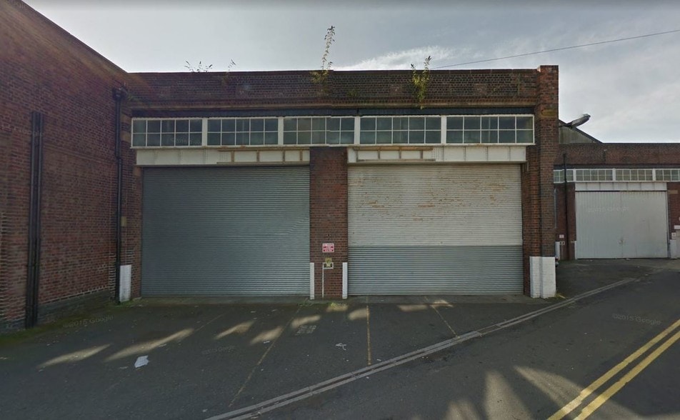 Miller St, Birmingham to rent - Building Photo - Image 2 of 8