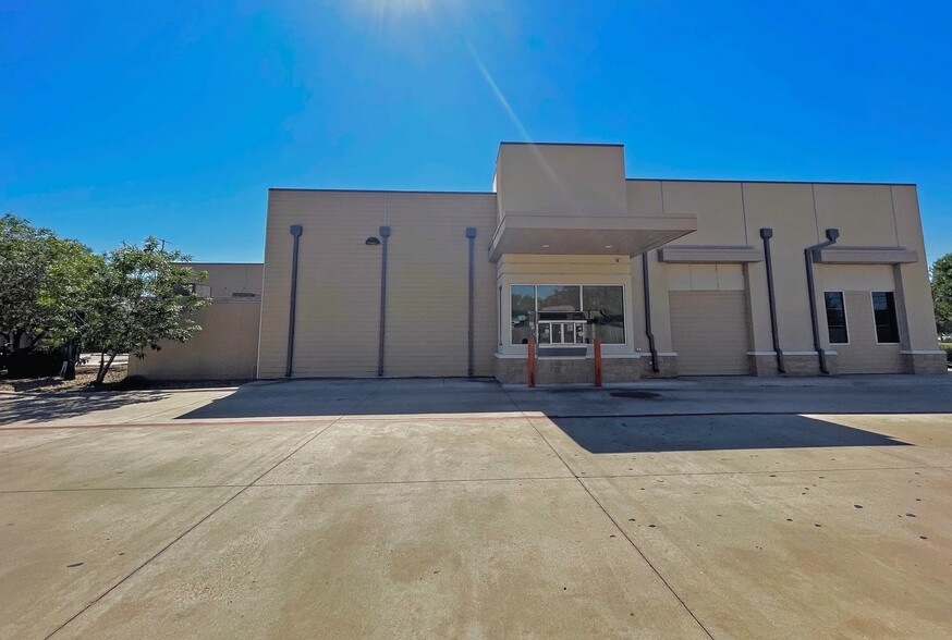 4411 S Soncy Rd, Amarillo, TX for rent - Building Photo - Image 3 of 15