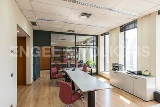 Office in Barcelona, Barcelona to rent Interior Photo- Image 2 of 5