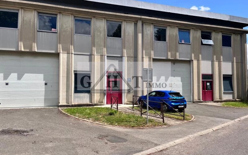 Industrial in Sarcelles to rent Building Photo- Image 1 of 7