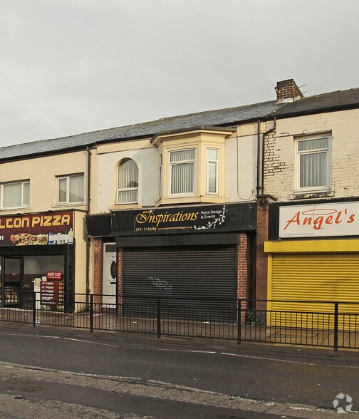 161 Hylton Rd, Sunderland to rent - Building Photo - Image 2 of 6