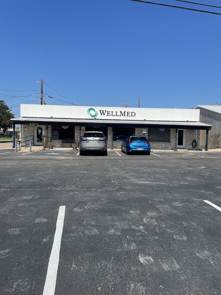 2300 US Highway 281, Marble Falls, TX for rent - Building Photo - Image 1 of 1