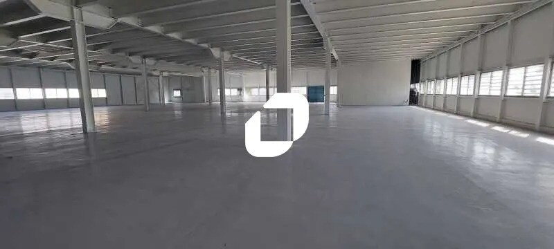 Light Industrial in Saint-Denis to rent Interior Photo- Image 1 of 6