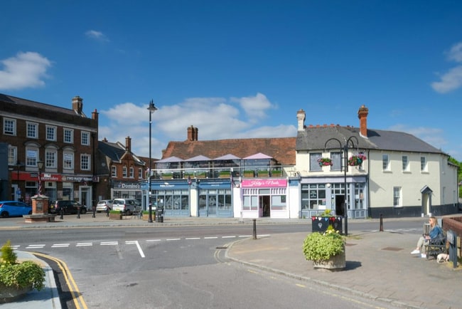 More details for 1A, 1B & 1C, The Square – Retail for Sale, Bagshot