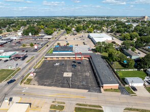 1835 E Military Ave, Fremont, NE for rent Building Photo- Image 1 of 12