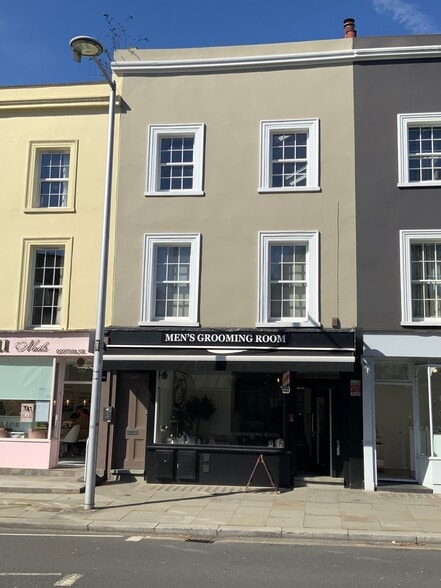 348 Fulham Rd, London for sale - Primary Photo - Image 1 of 1