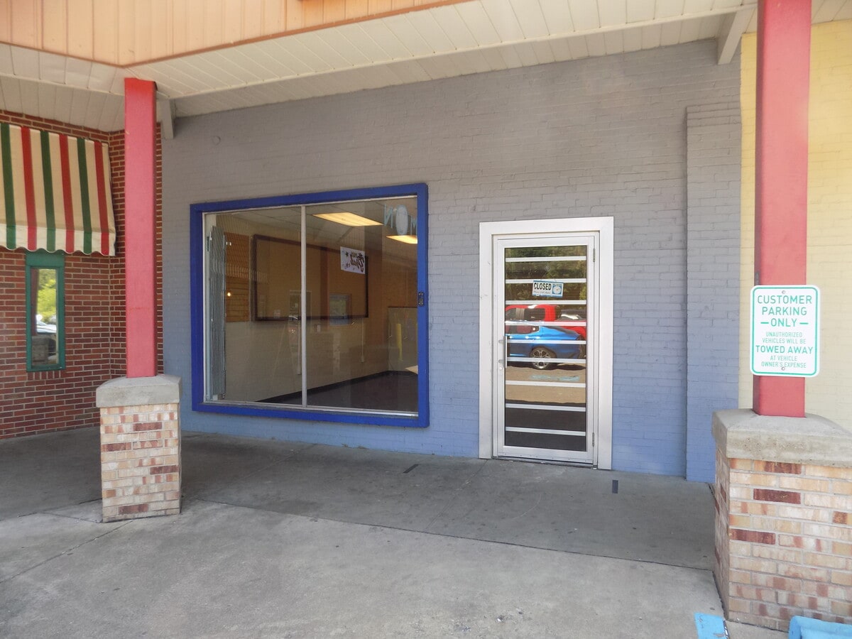 47 Washington Ave, Wheeling 26003 UK