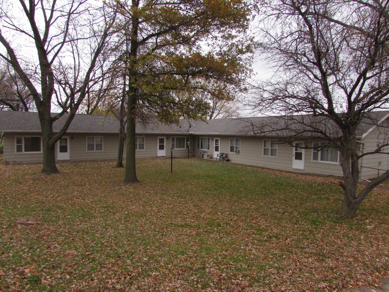 94 Main St, Massena, IA for sale - Primary Photo - Image 1 of 1