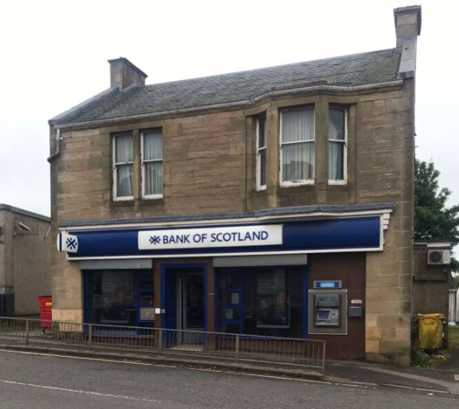 225 Station Rd, Shotts for sale Primary Photo- Image 1 of 1