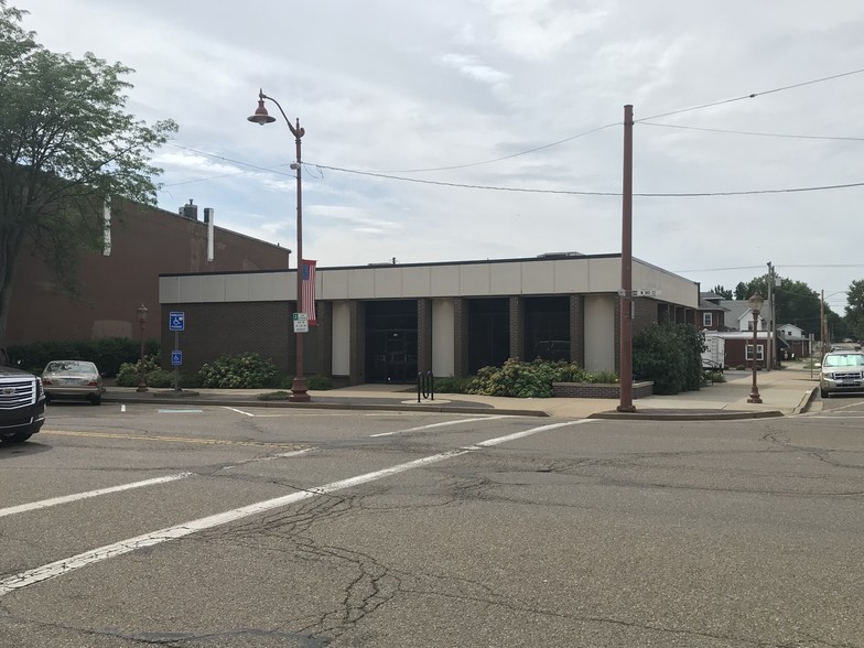 201 W 3rd St, Dover, OH for sale - Building Photo - Image 1 of 1