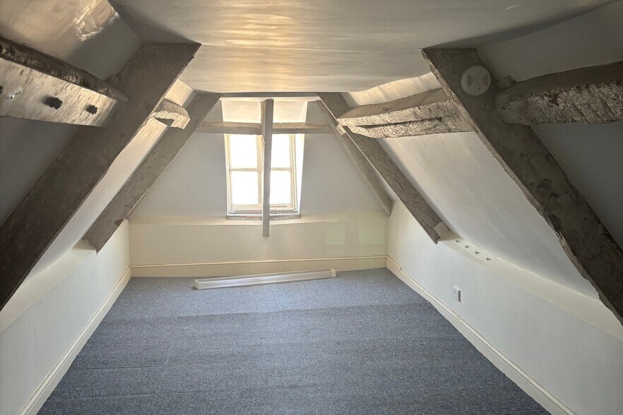55 High St, Wells to rent - Building Photo - Image 2 of 7