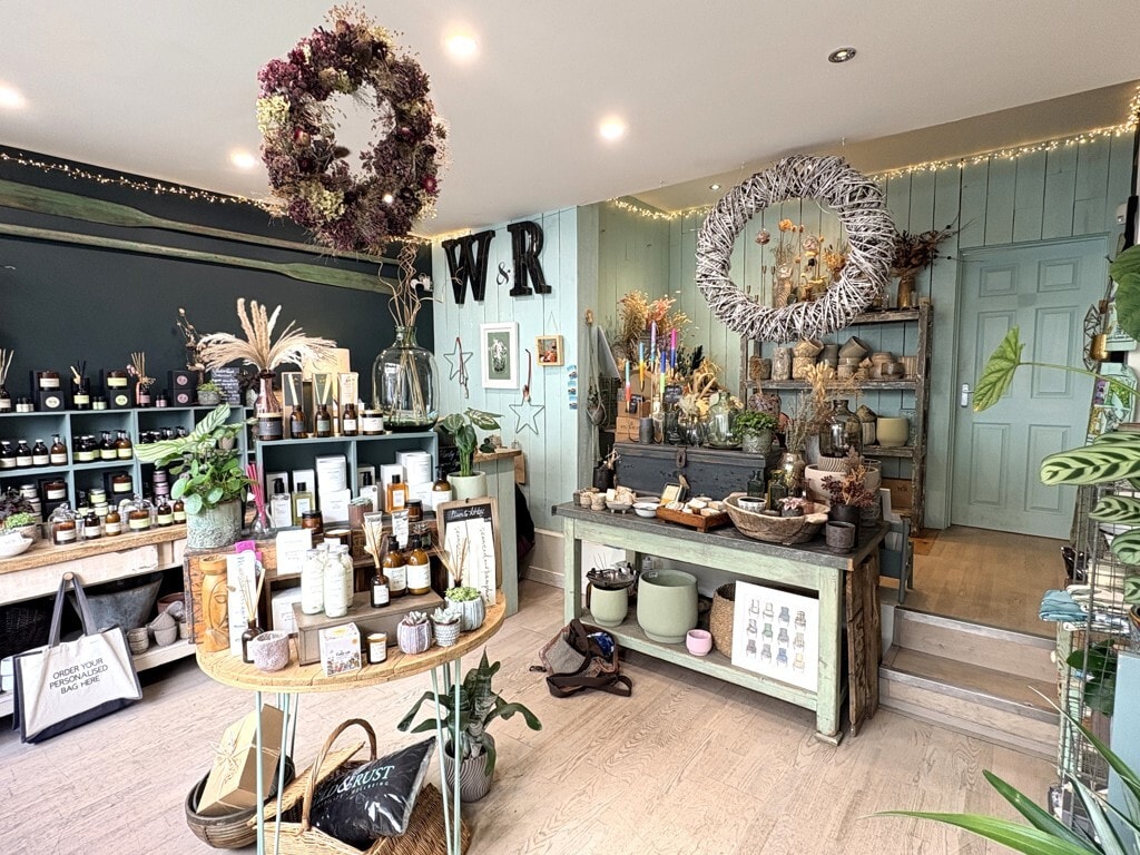 28 Duke St, Henley On Thames to rent Interior Photo- Image 1 of 1