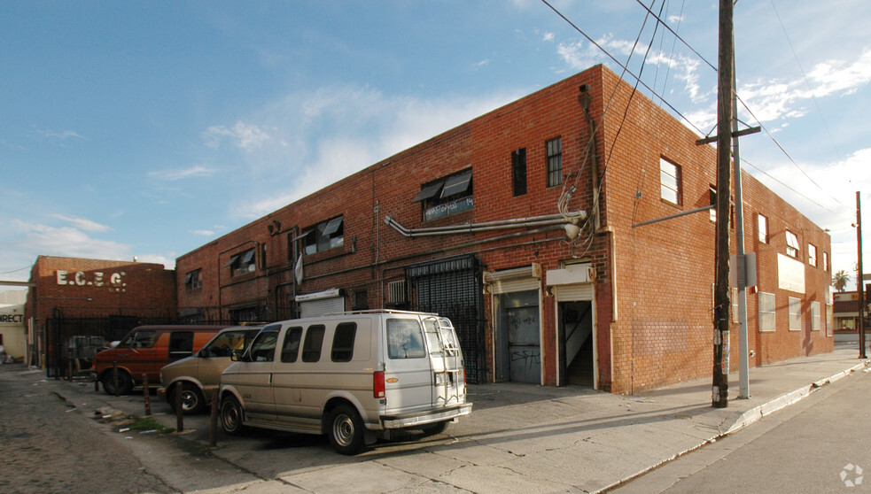 401-409 E Washington Blvd, Los Angeles, CA for rent - Building Photo - Image 3 of 13