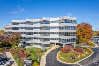 More details for 2 Transam Plaza Dr, Oakbrook Terrace, IL - Office for Rent