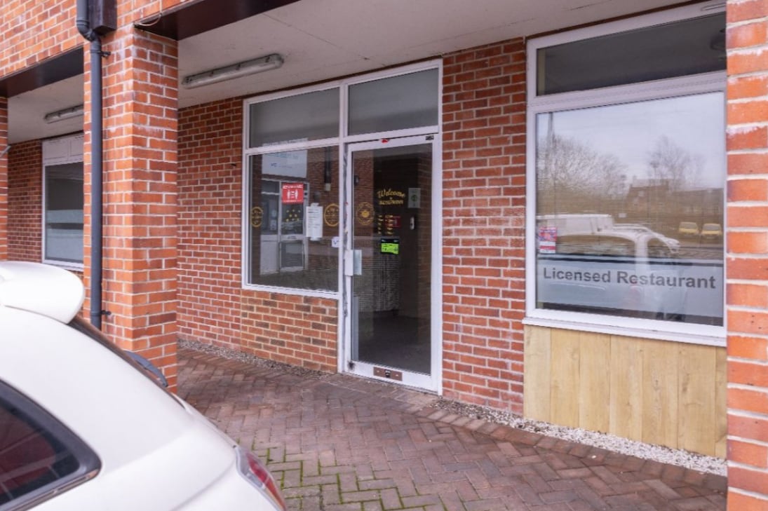 12 Meadow Ct, Staverton to rent Building Photo- Image 1 of 6