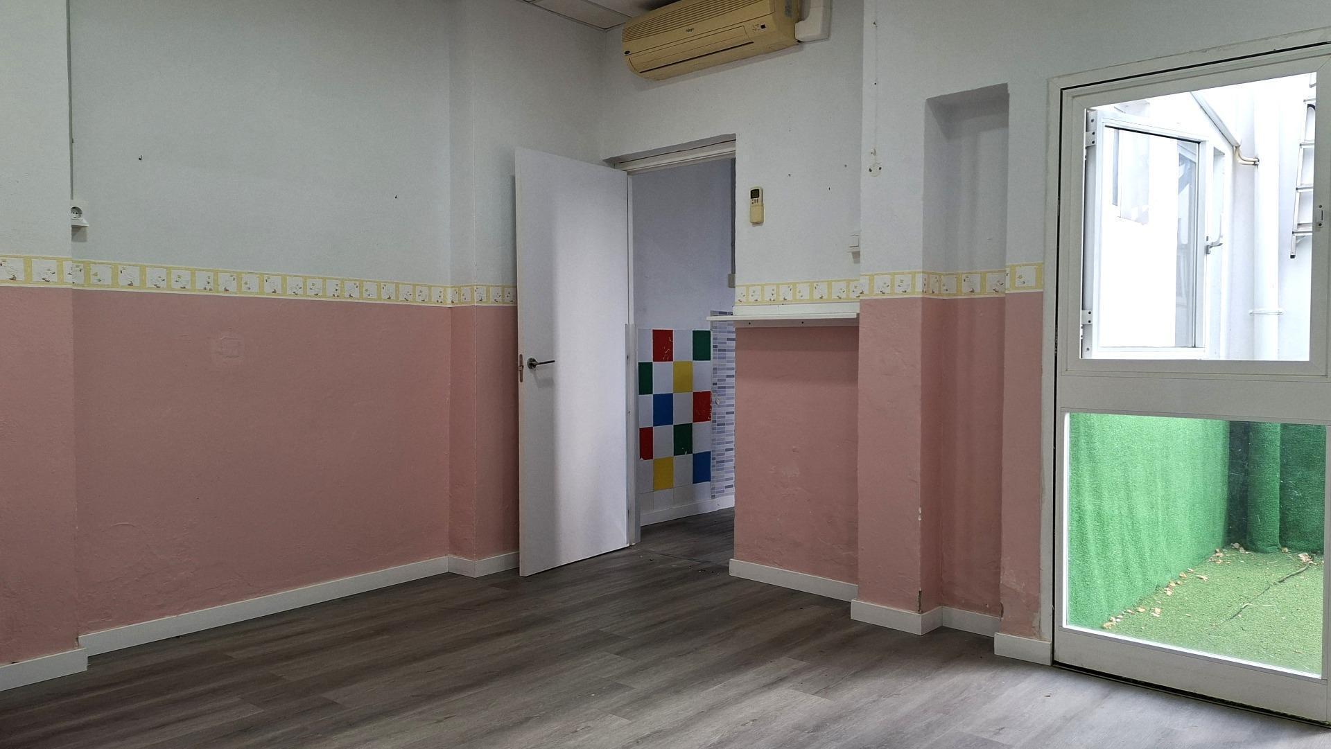 Calle Maestre Hamete, 3, SEVILLA, Sevilla to rent Building Photo- Image 1 of 15