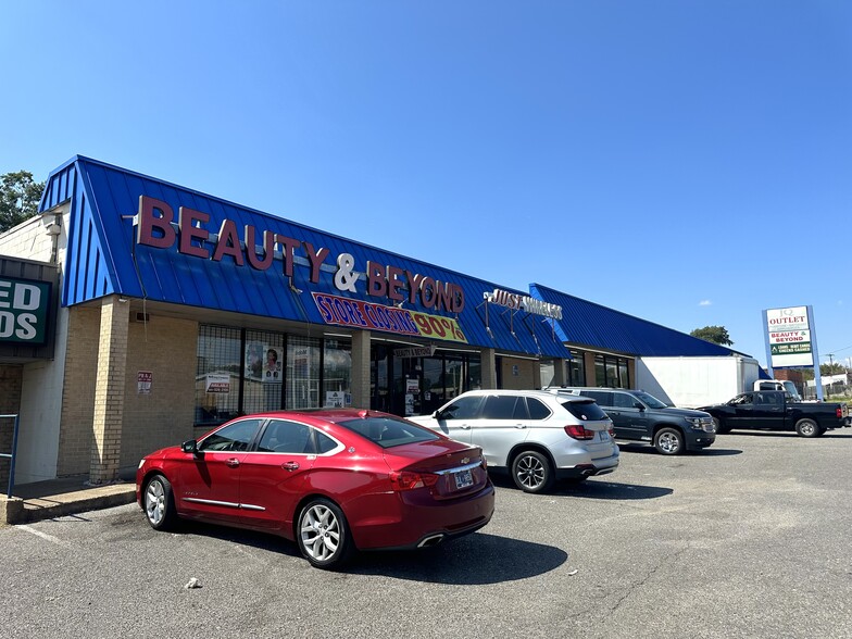 2983-2989 Lamar Ave, Memphis, TN for sale - Building Photo - Image 3 of 36