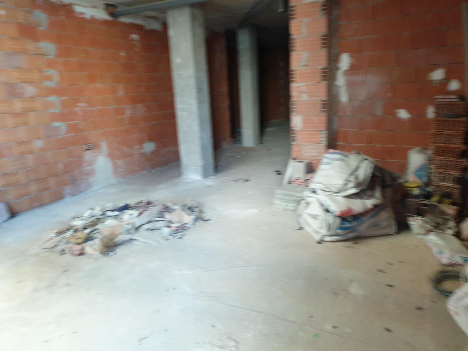 Retail in Elda, Alicante to rent Building Photo- Image 1 of 28