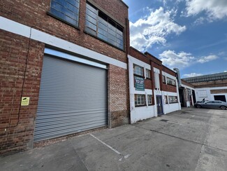 More details for 5-15 Quad Rd, Wembley - Industrial for Rent