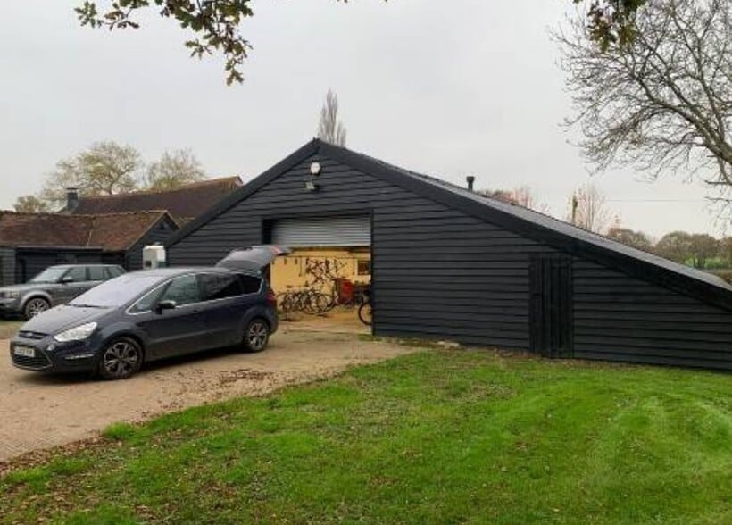 Coneyhurst Rd, Billingshurst to rent - Building Photo - Image 3 of 4