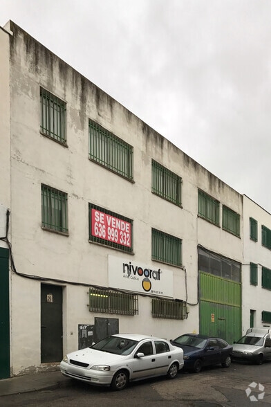 Calle Guindos, 8, San Sebastián de los Reyes, Madrid for sale - Primary Photo - Image 1 of 2