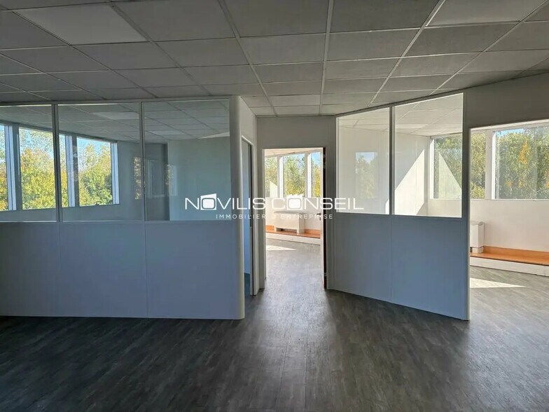 Office in Toulouse to rent - Building Photo - Image 2 of 7