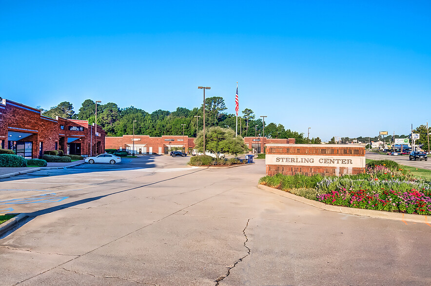 2533 Bert Kouns Industrial Loop, Shreveport, LA for rent - Building Photo - Image 2 of 7