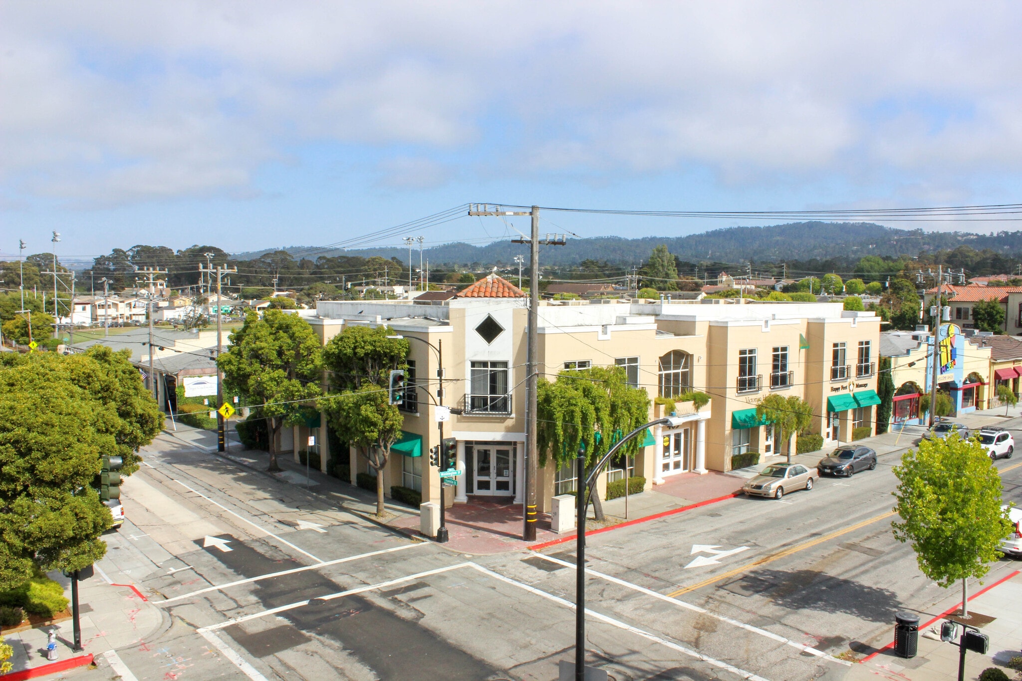 409 Washington St, Monterey, CA to rent Building Photo- Image 1 of 7