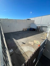 15468 Cabrito Rd, Van Nuys, CA for rent Building Photo- Image 1 of 13