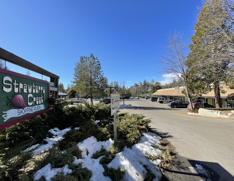 54391 Village Center Dr, Idyllwild, CA for sale - Building Photo - Image 1 of 1