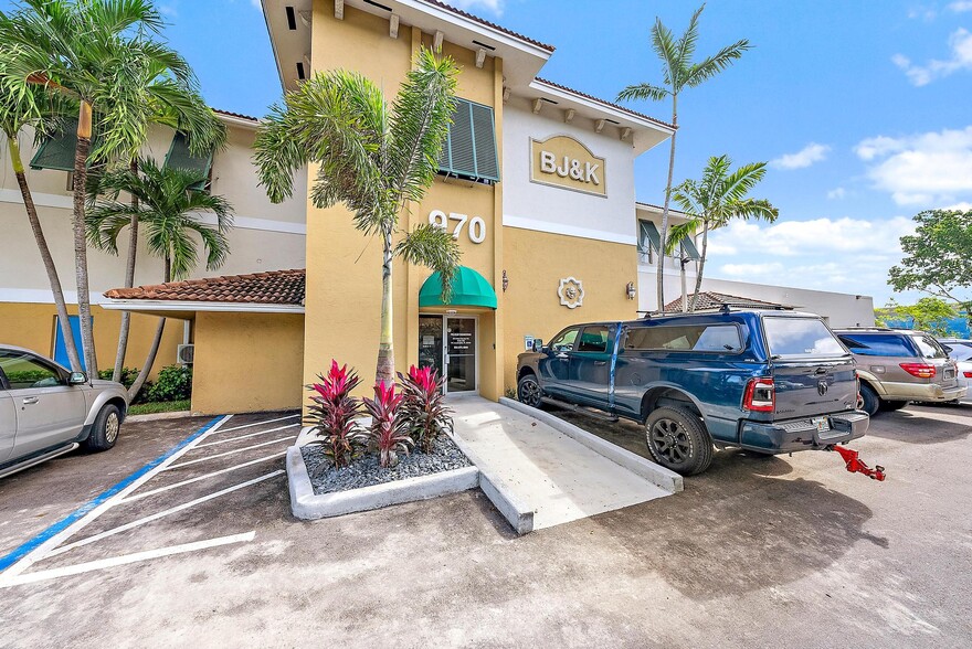 970 W Mcnab Rd, Fort Lauderdale, FL for sale - Building Photo - Image 2 of 30