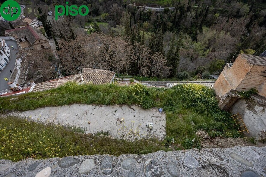 Calle Vereda de los Pinchos, 64, Granada, Granada for sale - Building Photo - Image 3 of 18