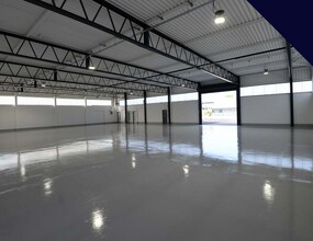 H1-H3 Tudor Rd, Altrincham to rent Interior Photo- Image 2 of 3