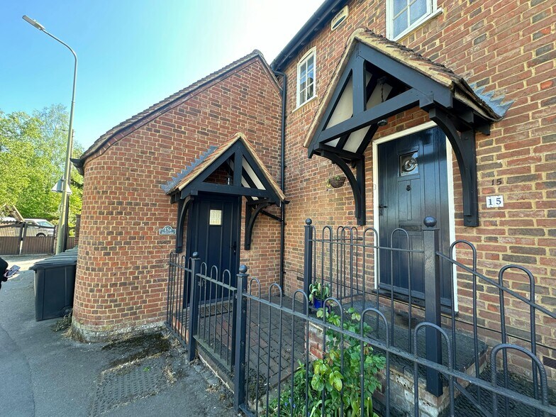 15A Bell Ln, Thame to rent - Building Photo - Image 2 of 7