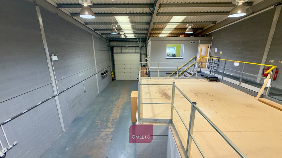Ascot Dr, Derby to rent - Building Photo - Image 2 of 6