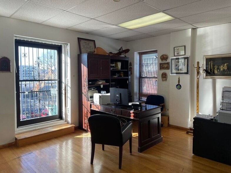 23 Boston St, Boston, MA to rent - Building Photo - Image 3 of 21