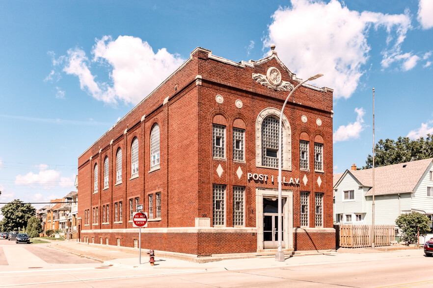 3105 Holbrook St, Hamtramck, MI for sale - Building Photo - Image 3 of 22