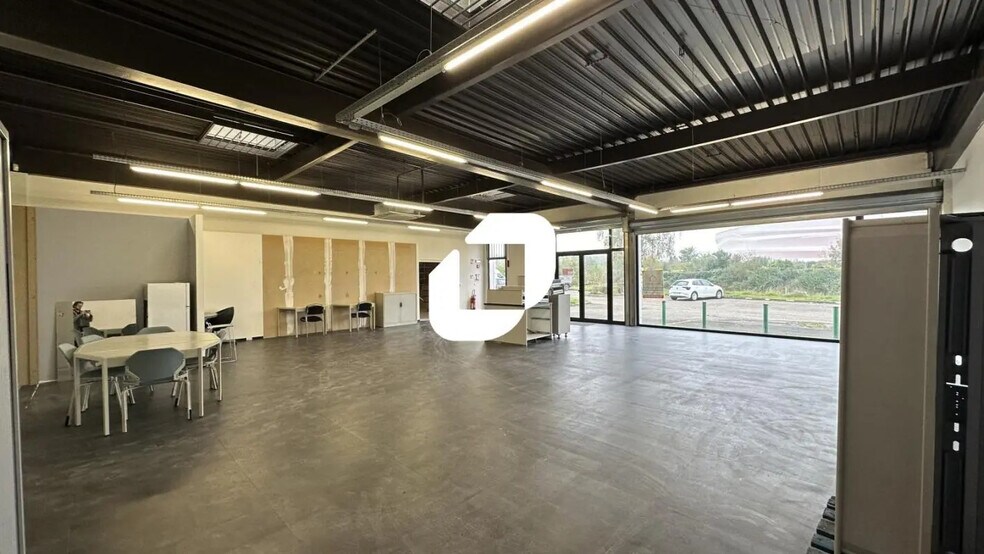 2 Rue Ettore Bugatti, Eckbolsheim to rent - Building Photo - Image 2 of 22