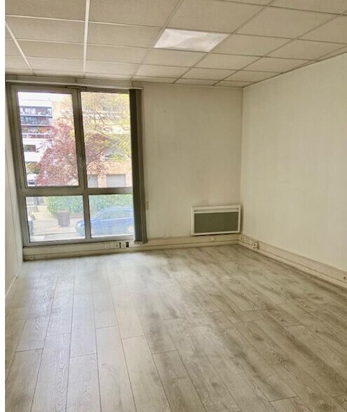Office in Boulogne-Billancourt to rent - Interior Photo - Image 2 of 5