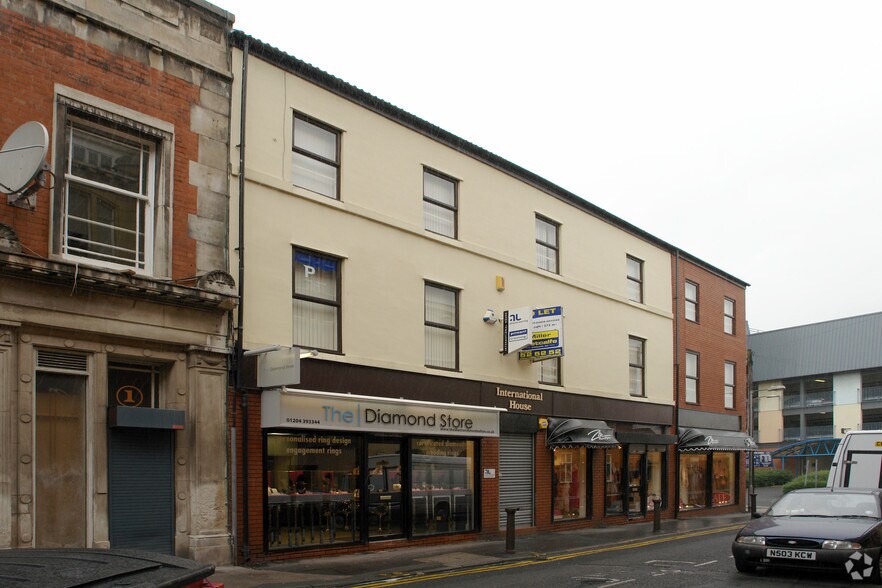 5-11 Crown St, Bolton for sale - Primary Photo - Image 1 of 1