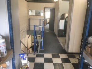 Little Balmer, Buckingham to rent Interior Photo- Image 2 of 3