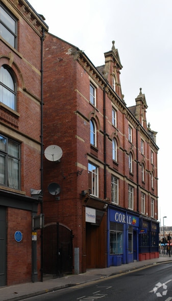 Harper St, Leeds to rent - Building Photo - Image 3 of 12