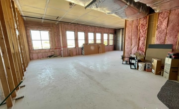 807 Liberty Dr, Verona, WI to rent Interior Photo- Image 1 of 2