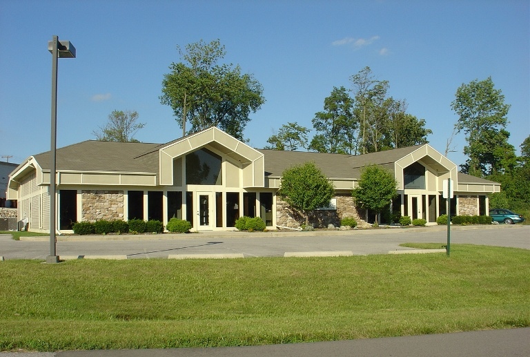 312 E Dupont Rd, Fort Wayne, IN for sale - Building Photo - Image 1 of 1