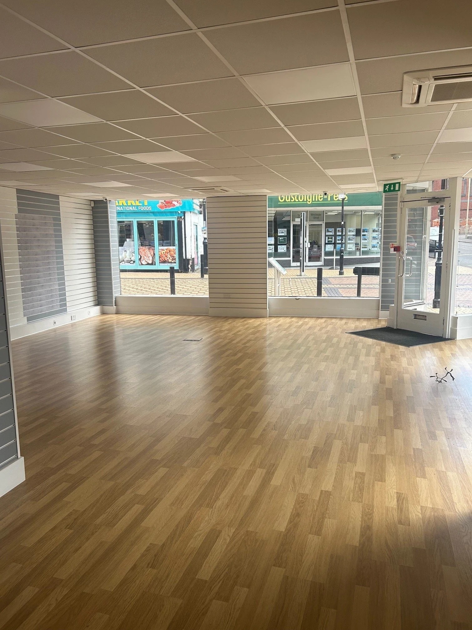 26 Winchester St, Basingstoke to rent Interior Photo- Image 1 of 6