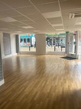 26 Winchester St, Basingstoke to rent Interior Photo- Image 1 of 6