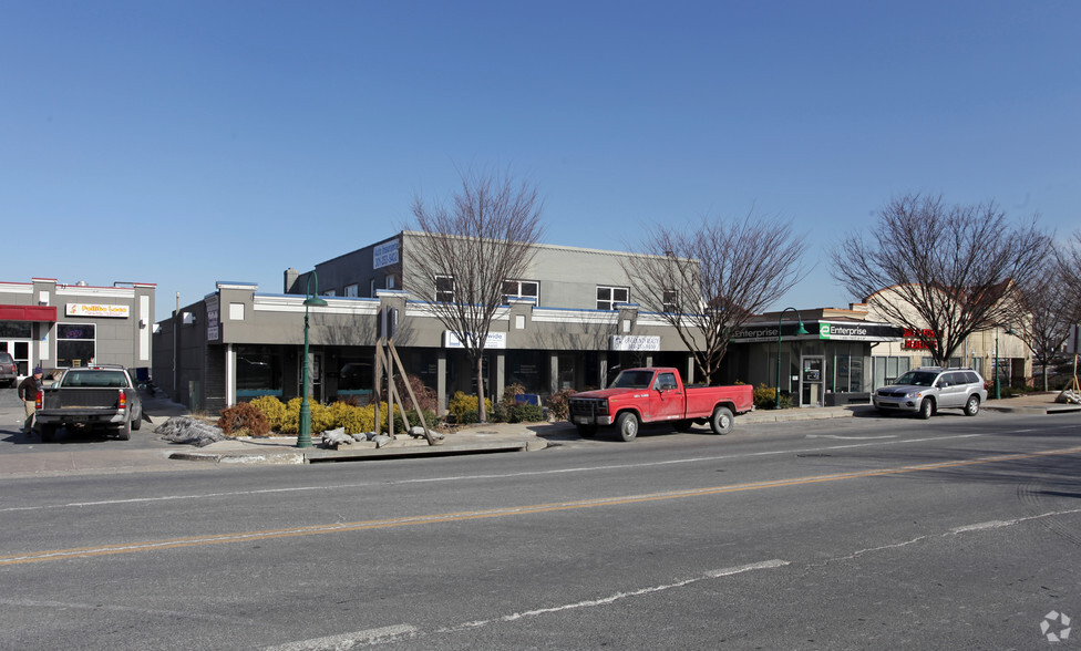 9867-9871 Main St, Damascus, MD for rent - Primary Photo - Image 1 of 1