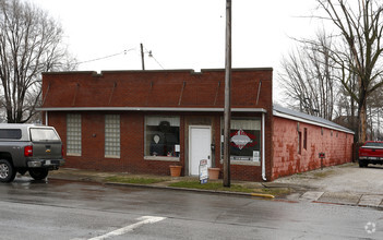 501 N Main St, Tipton, IN for sale Primary Photo- Image 1 of 1