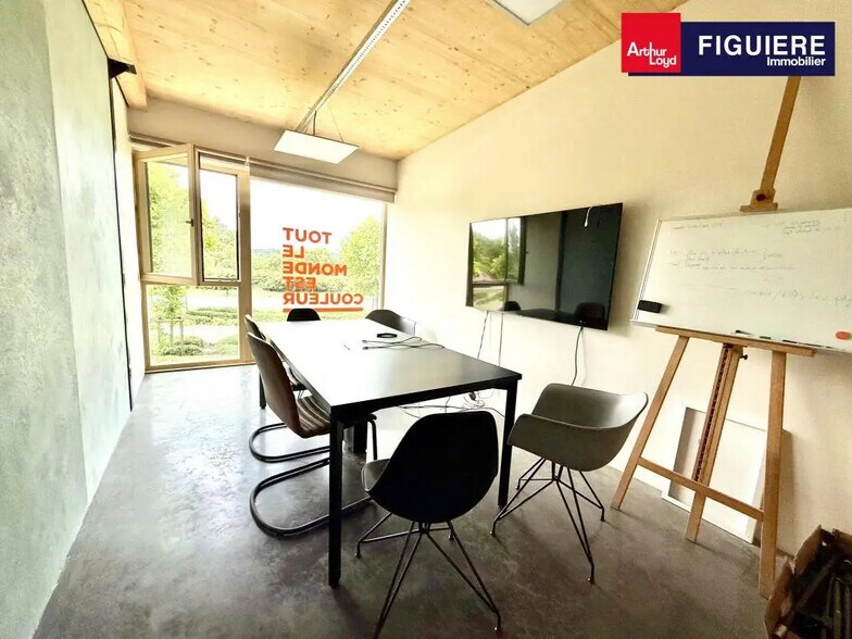 Office in Aix-en-Provence to rent - Interior Photo - Image 3 of 12